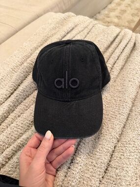 ALO Yoga | Accessories | Alo Washed Offduty Cap Vintage Black Rare